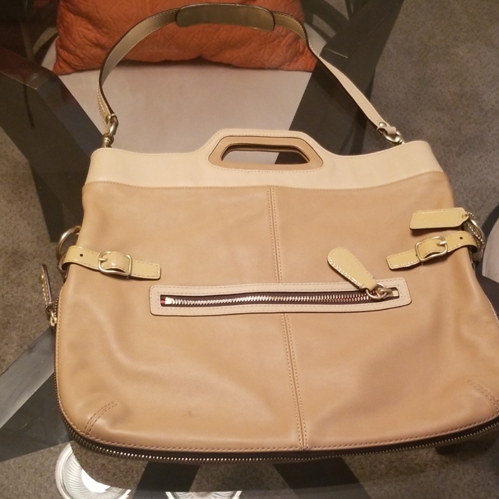 Handbag